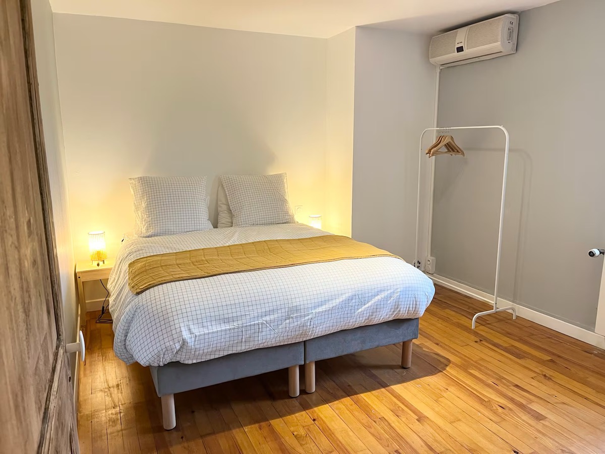Chambre 4 — climatisée, vue campagne